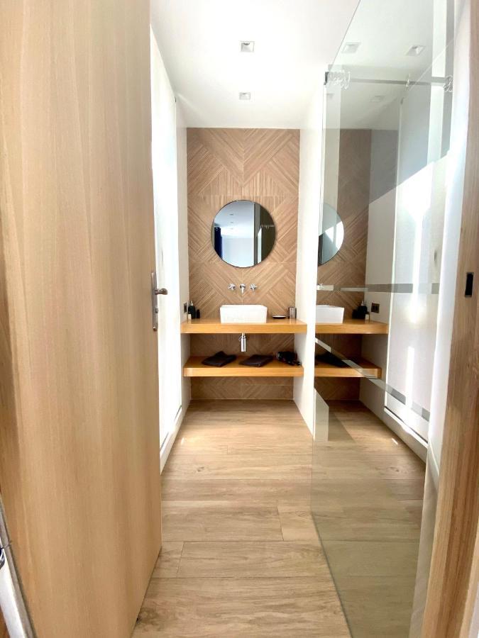 Magnifique Studio A Deux Pas Du Port De 圣特罗佩 外观 照片